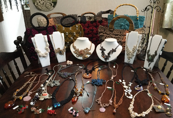 9月4日(金)～　天然素材と草木染のマクラメ展  高柳 千秋