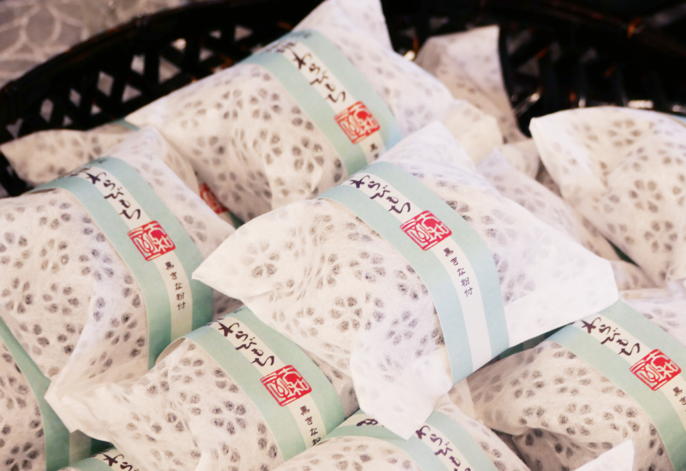 やわら 長わら1kg 敷きわら 稲藁 農業・園芸用 敷きわら 天然のマルチング 藁